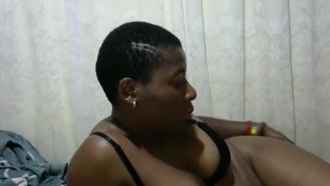 ebony_candy1998 online show from October 28, 7:37 pm