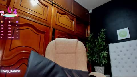 ebony_katterin online show from December 13, 7:53 pm