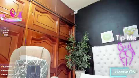 ebony_katterin online show from September 18, 3:05 pm