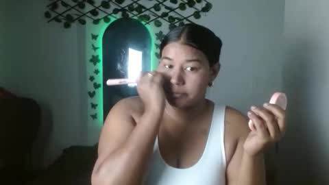 ebony_luna1 online show from April 13, 1:15 pm