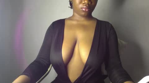 delilah online show from February 26, 2:41 am