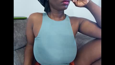 Ebony Melanie online show from September 30, 11:21 am