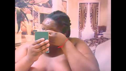 ebonyhotbuns4u2luv online show from September 12, 1:35 pm