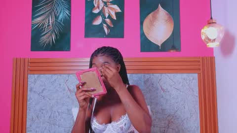 ebonyndsavage online show from April 7, 8:44 pm