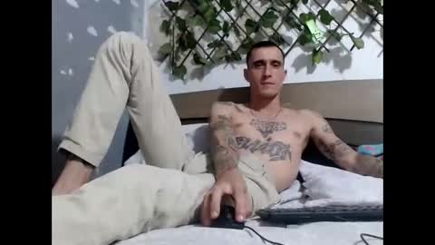 Snapshot of ed_big_cock chatting on March 12, 9:56 pm Edd Gallego online show from March 12, 9:56 pm