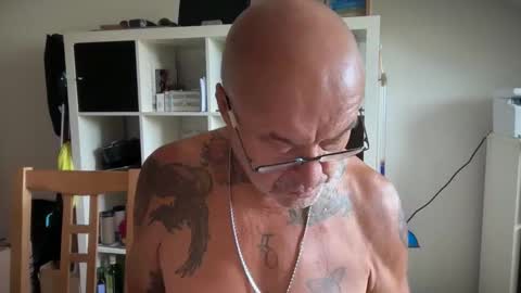 eddelmar online show from May 21, 7:59 am