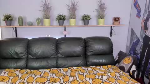 Snapshot of edgar_luck chatting on February 15, 6:55 am Edgar online show from February 15, 6:55 am