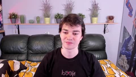 Snapshot of edgar_luck chatting on December 6, 3:57 am Edgar online show from December 6, 3:57 am