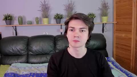 Snapshot of edgar_luck chatting on October 29, 9:59 pm Edgar online show from October 29, 9:59 pm