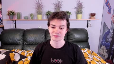 Snapshot of edgar_luck chatting on December 5, 1:09 am Edgar online show from December 5, 1:09 am