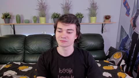 Snapshot of edgar_luck chatting on February 6, 2:44 am Edgar online show from February 6, 2:44 am