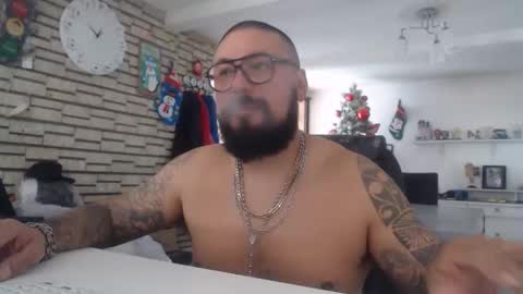 edgarram83 online show from December 1, 6:50 pm