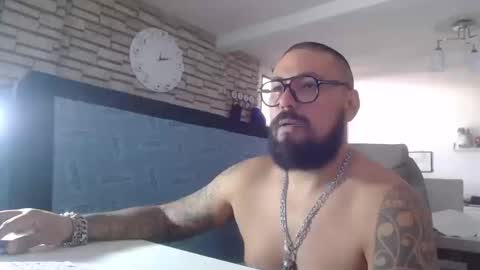 edgarram83 online show from October 13, 6:10 pm