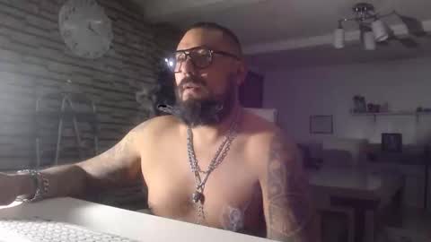 edgarram83 online show from October 20, 6:18 am