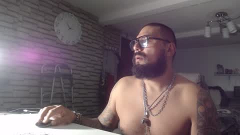 edgarram83 online show from October 11, 8:52 am