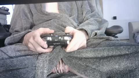 edged biker online show from February 18, 12:05 am