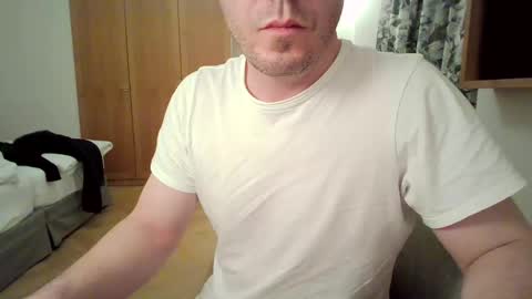 Edginghandjober online show from January 10, 6:42 am