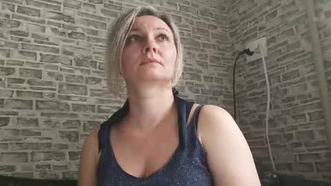 edithmanning online show from March 5, 11:17 am