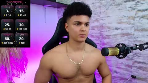 EDWARD CLARCK online show from February 13, 3:50 am