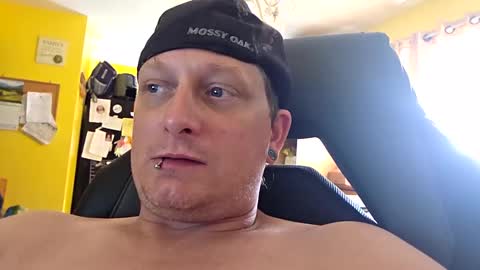 edwardaims_2please online show from October 5, 8:05 pm