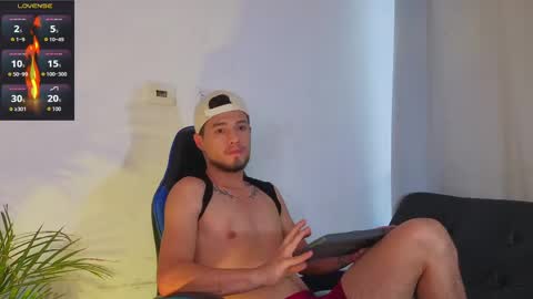 Edward Ross online show from April 12, 10:47 pm