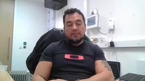 EdM online show from January 13, 9:06 am