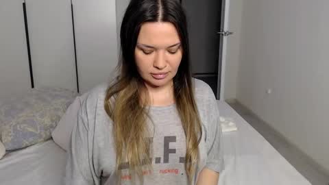 eelena4kiss online show from March 2, 4:53 pm