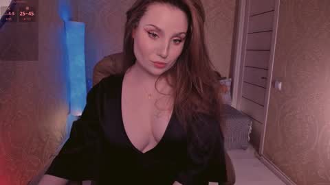 eesmaaarr online show from October 11, 11:52 pm