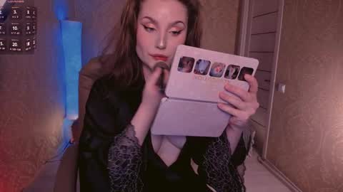 eesmaaarr online show from October 31, 12:22 am