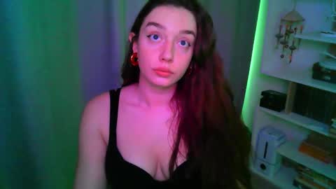 Snapshot of effie_balconii chatting on October 26, 1:34 pm effie_balconii online show from October 26, 1:34 pm