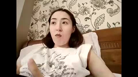 Effy online show from February 26, 10:18 am