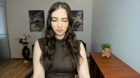 Effy Royse online show from May 10, 5:36 am