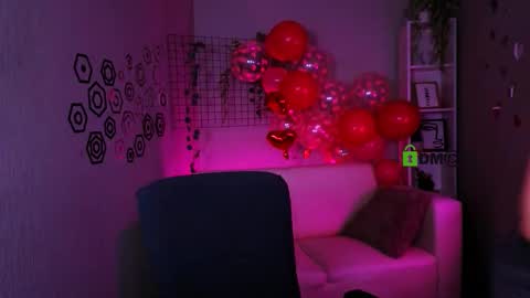 effysosweet online show from February 16, 8:07 pm