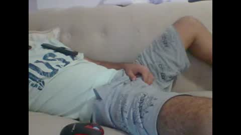 Im momo 35 Egyptian at Dubai online show from January 7, 7:06 pm