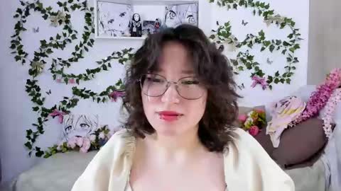 liasama online show from January 11, 1:37 am