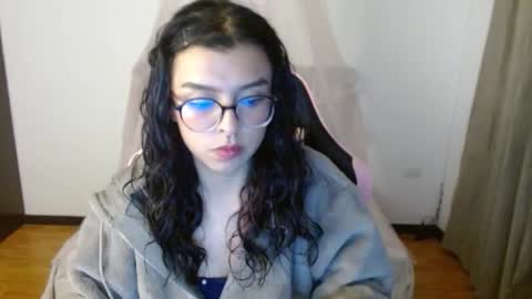 eilynro7 online show from September 10, 11:39 pm