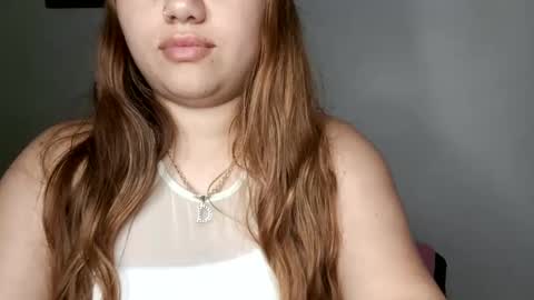 Snapshot of eimy_collin chatting on January 7, 7:20 am EIMY   MODEL INDEPENDENT online show from January 7, 7:20 am