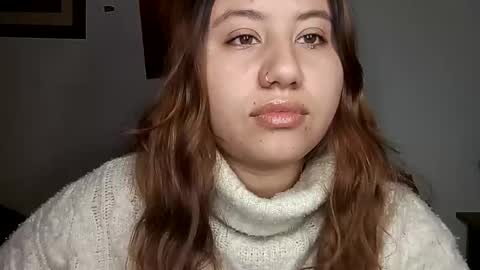 Snapshot of eimy_collin chatting on January 8, 9:32 am EIMY   MODEL INDEPENDENT online show from January 8, 9:32 am