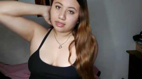 Snapshot of eimy_collin chatting on January 18, 6:45 am EIMY   MODEL INDEPENDENT online show from January 18, 6:45 am