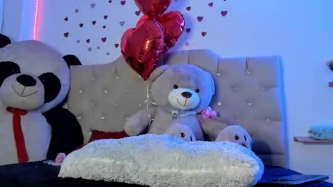 eimyy_rouse online show from February 22, 11:07 pm