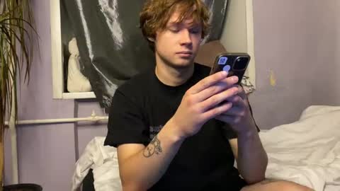 Eitan online show from October 31, 5:02 pm