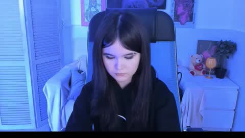 Your sweet girl online show from November 1, 7:24 pm