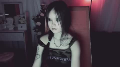 Your sweet girl online show from May 5, 7:52 pm