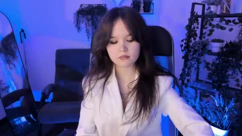 Your sweet girl online show from May 12, 11:25 pm