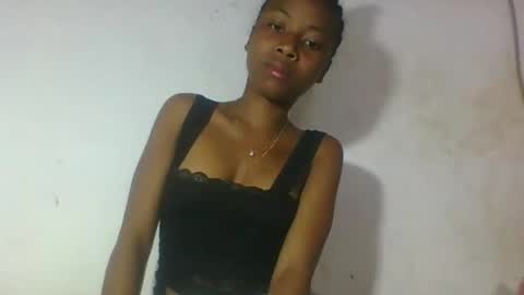 Snapshot of elalia1234 chatting on September 24, 3:13 am elalia1234 online show from September 24, 3:13 am