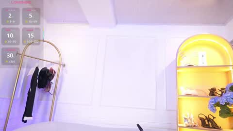 Elasummeer online show from October 20, 11:59 am