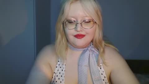 elayne_sweet online show from May 24, 6:09 am