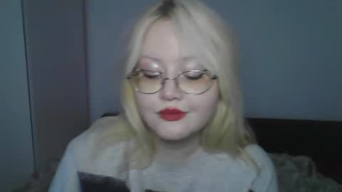 elayne_sweet online show from May 16, 10:36 am