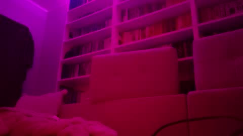 elcortez90s online show from January 6, 5:00 am