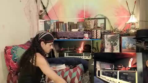 Snapshot of eleazar_blake chatting on October 22, 6:49 am Sir Eleazar online show from October 22, 6:49 am